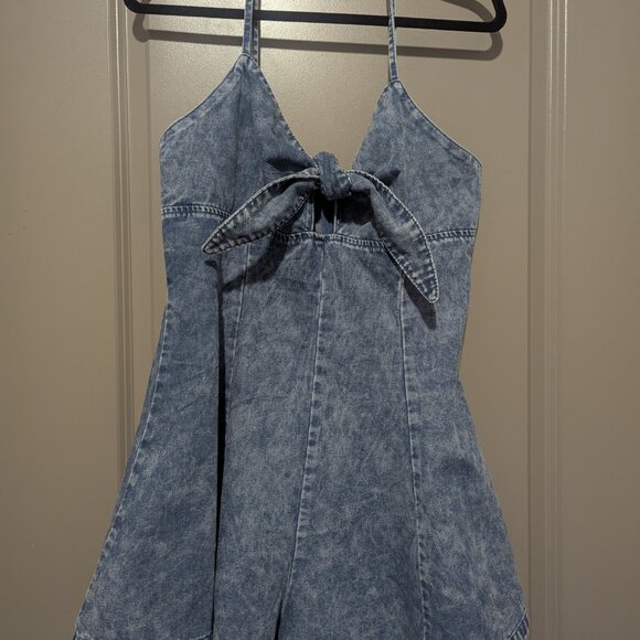Women's Vintage Bowknot Spaghetti Strap Wide Leg Denim Romper - Picture 2 of 4